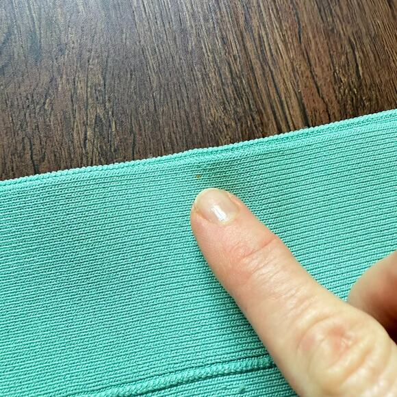 BCBG Max Azria Turquoise Blue Green Bandage Knit Mini Skirt M - Picture 7 of 7